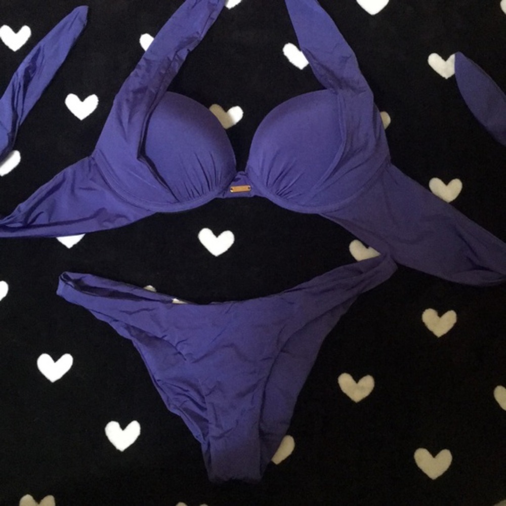 Beach Bunny Bikini Gem